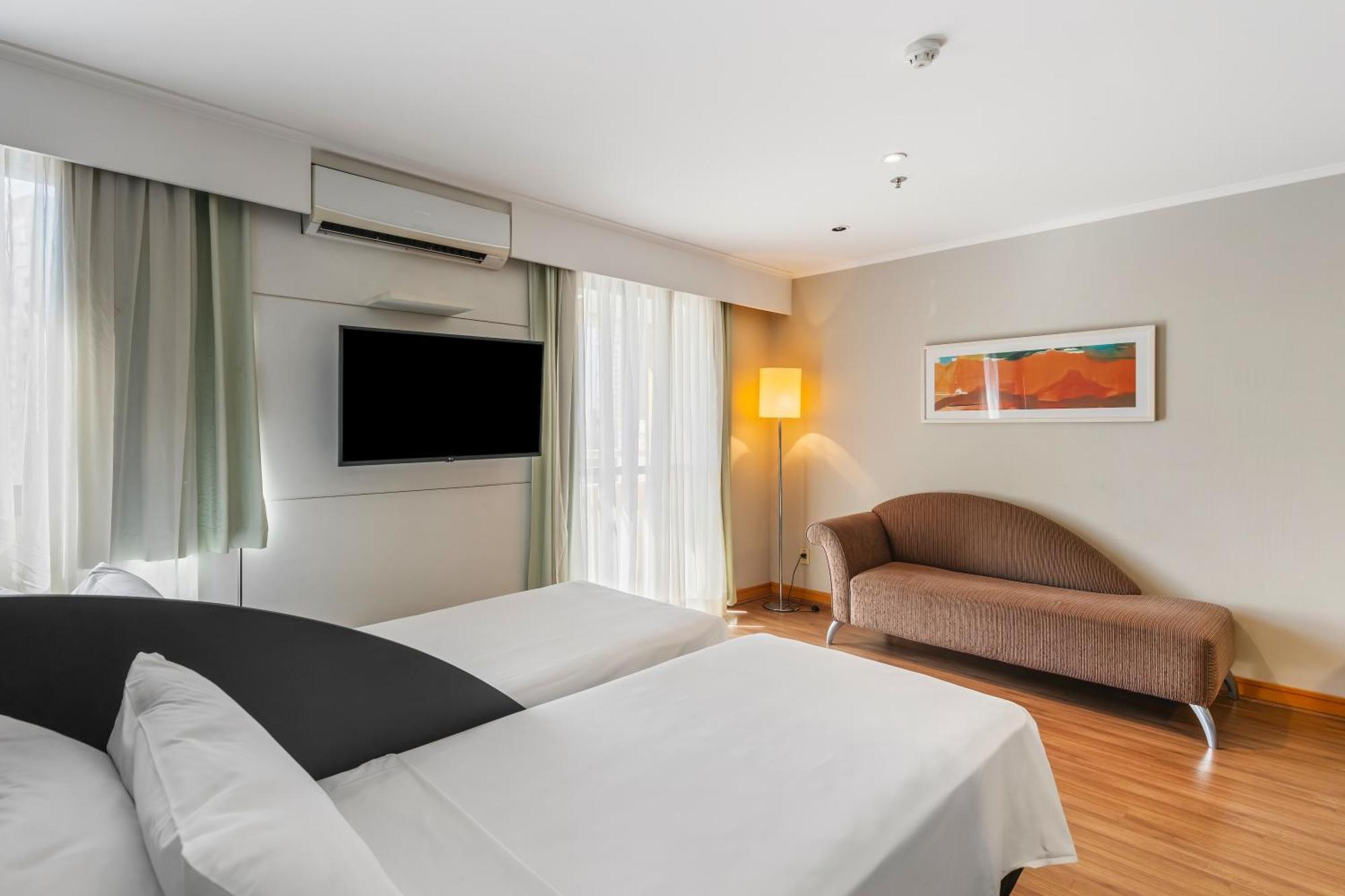 Slaviero Sao Paulo Ibirapuera Hotel Bagian luar foto